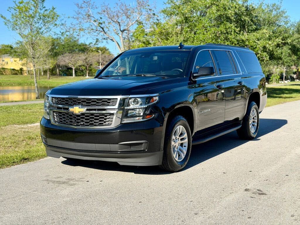 2020 CHEVROLET Suburban