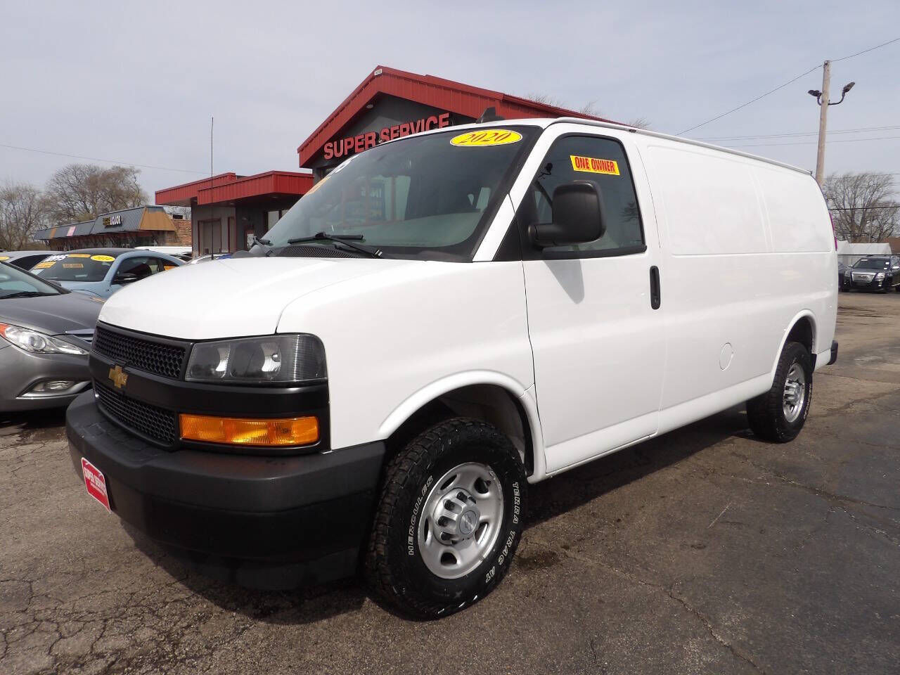2020 CHEVROLET Express