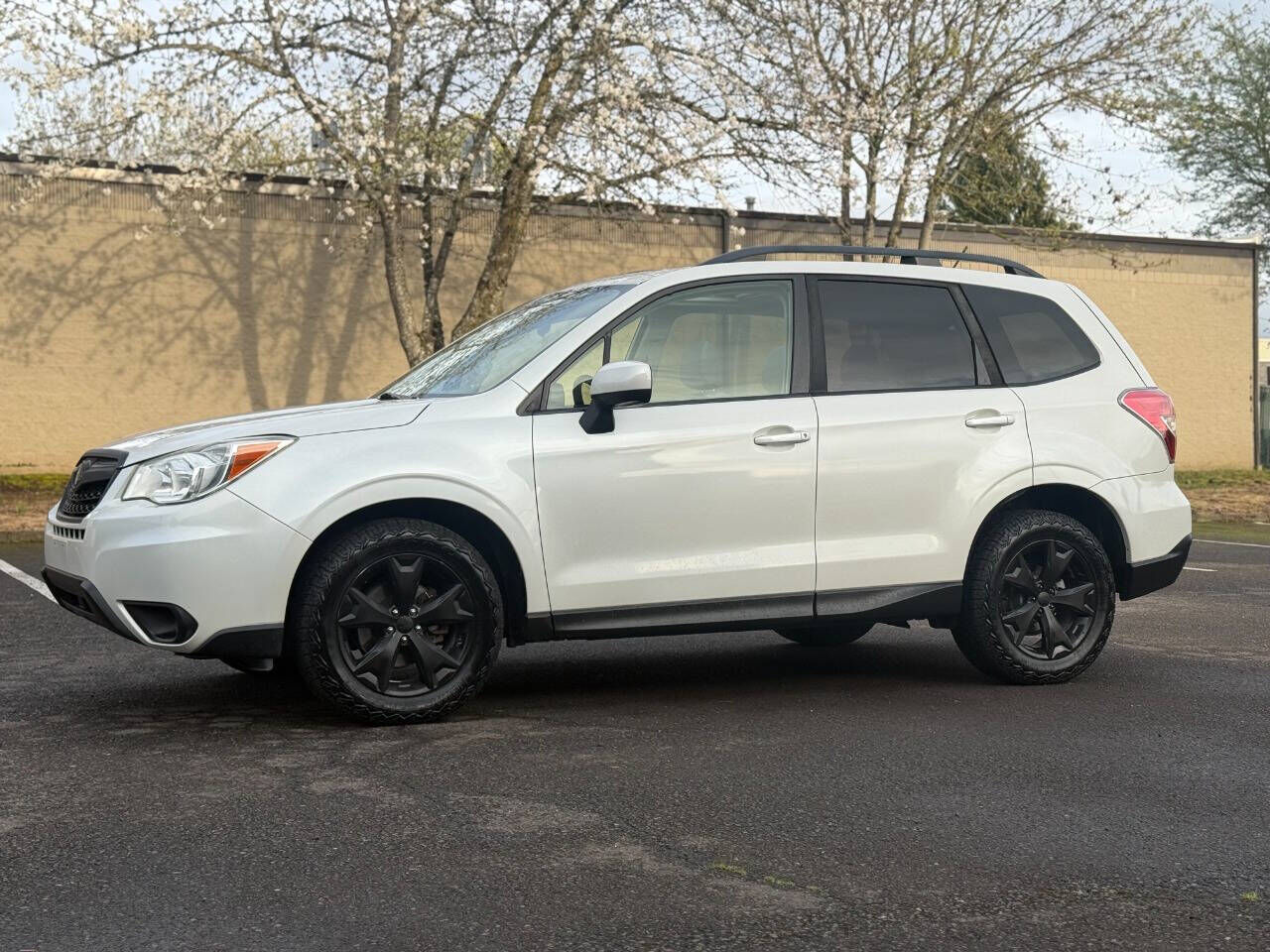 2014 SUBARU Forester