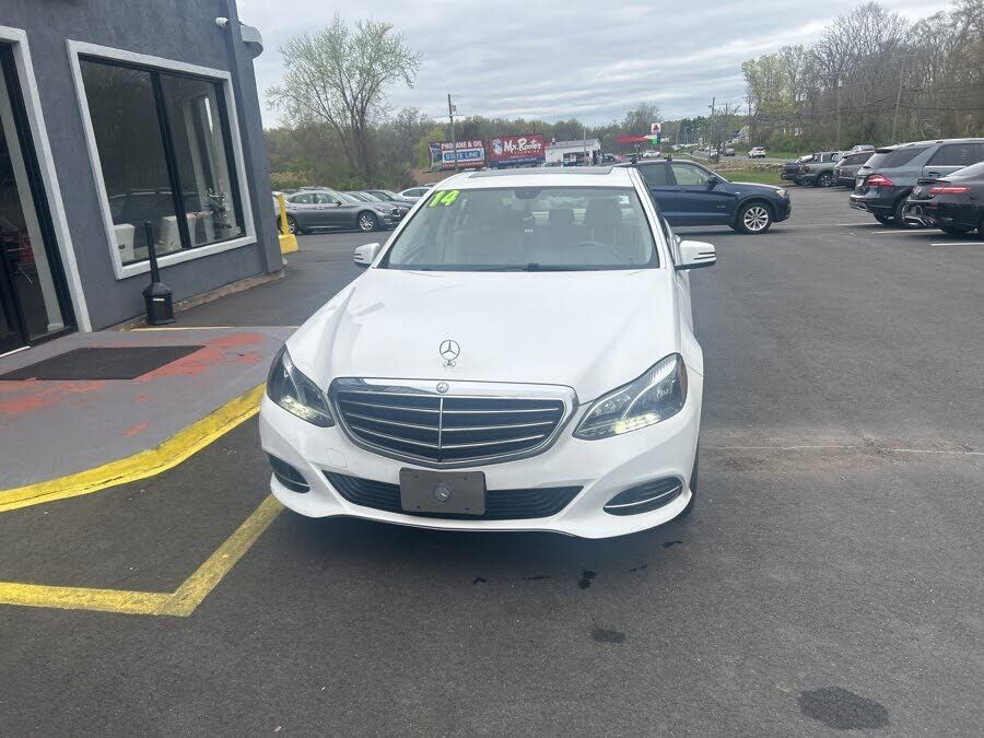 2014 MERCEDES-BENZ E-Class