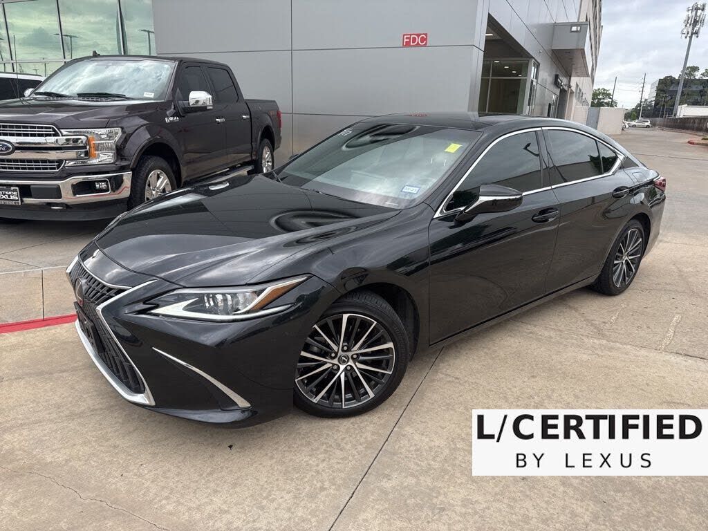 2023 LEXUS ES