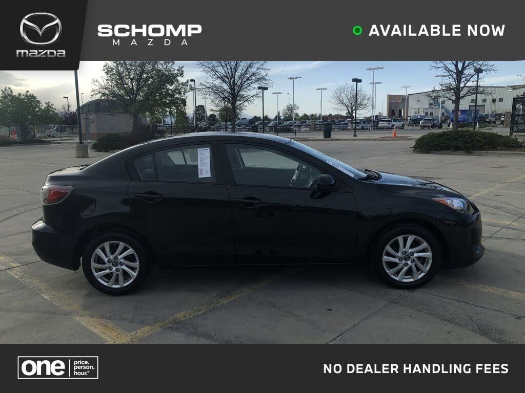 2013 MAZDA Mazda3