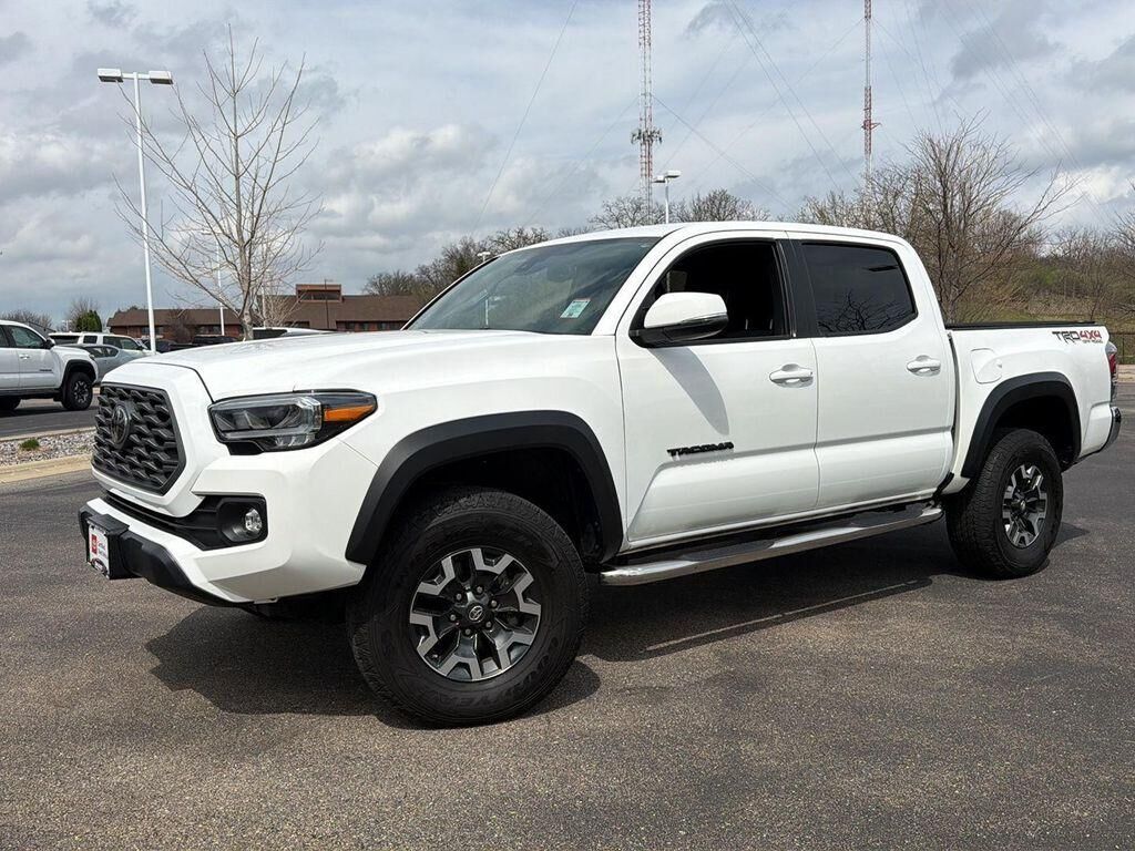 2021 TOYOTA Tacoma