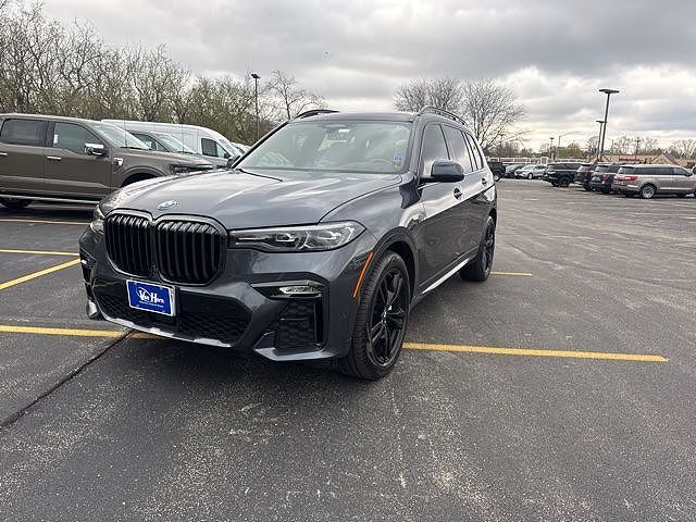 2021 BMW X7