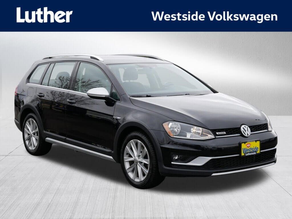 2017 VOLKSWAGEN Golf Alltrack