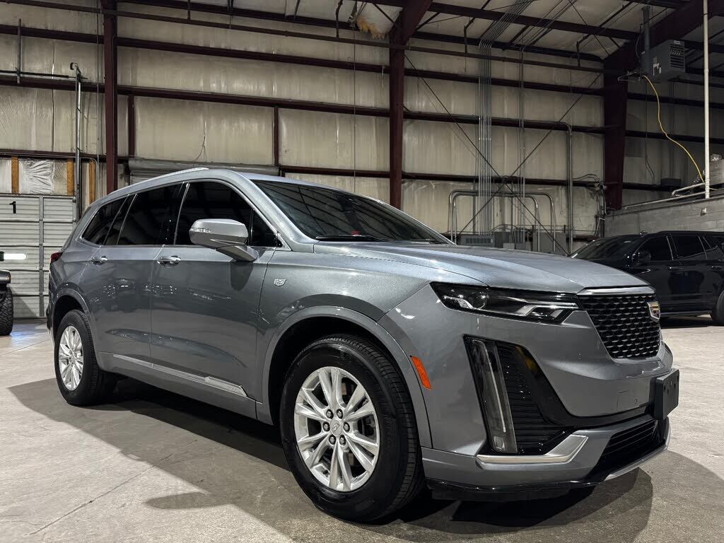 2022 CADILLAC XT6