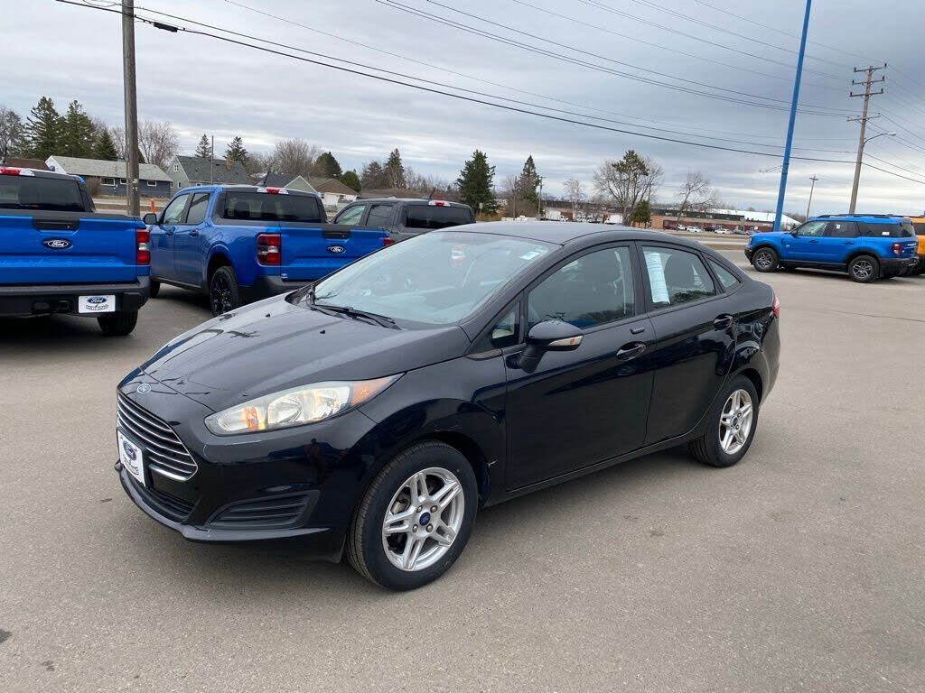 2017 FORD Fiesta
