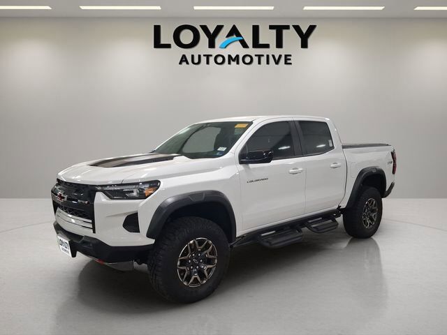 2025 CHEVROLET Colorado