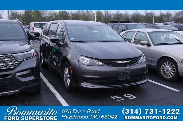 2023 CHRYSLER Voyager