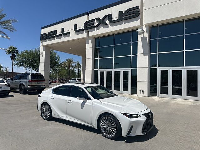 2023 LEXUS IS