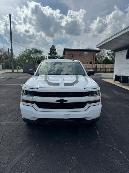 2018 CHEVROLET Silverado