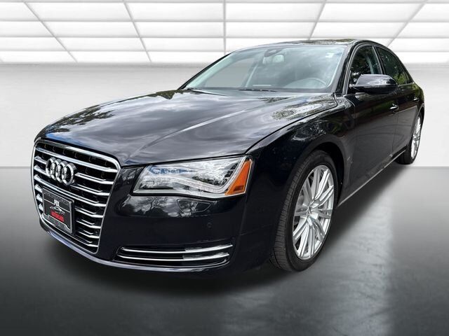 2011 AUDI A8