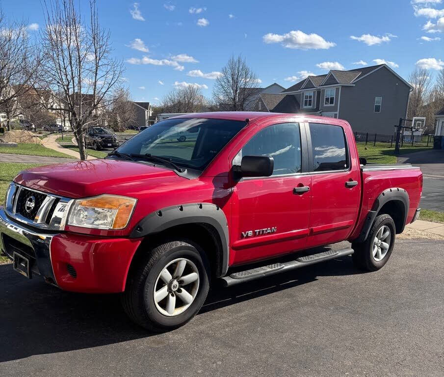 2012 NISSAN Titan