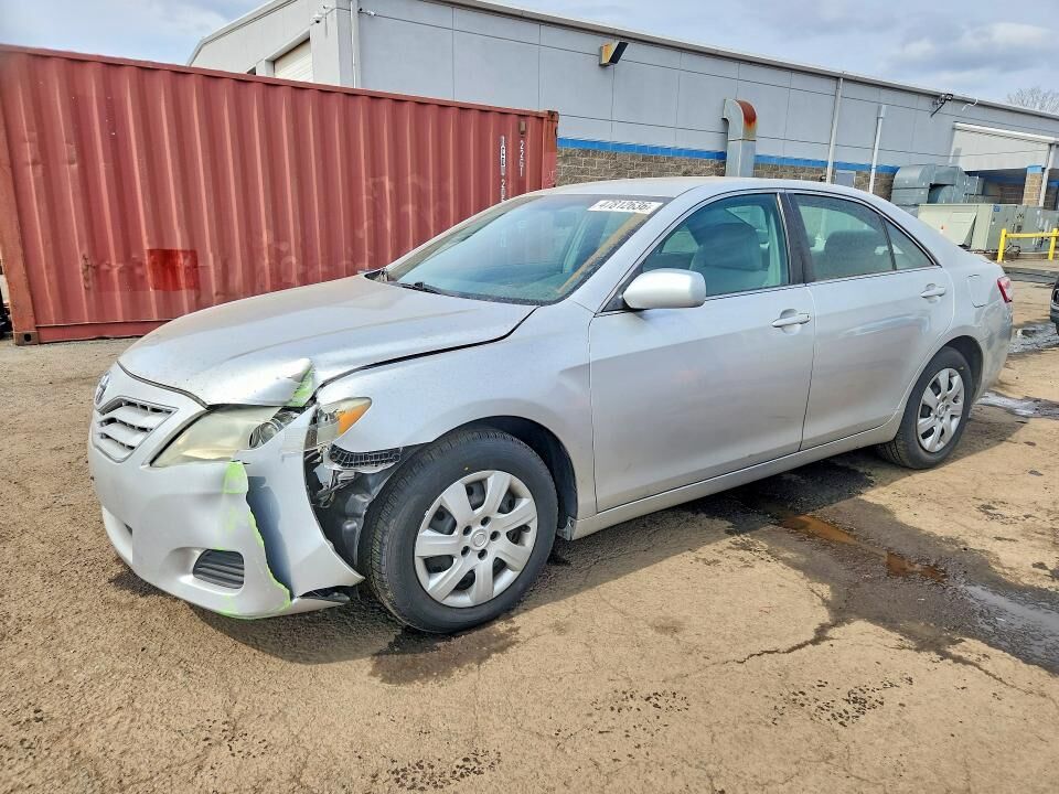 2010 TOYOTA Camry