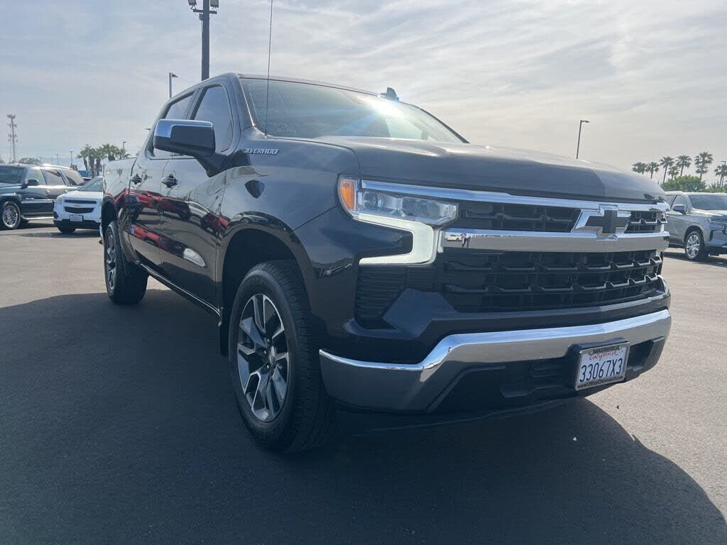 2023 CHEVROLET Silverado