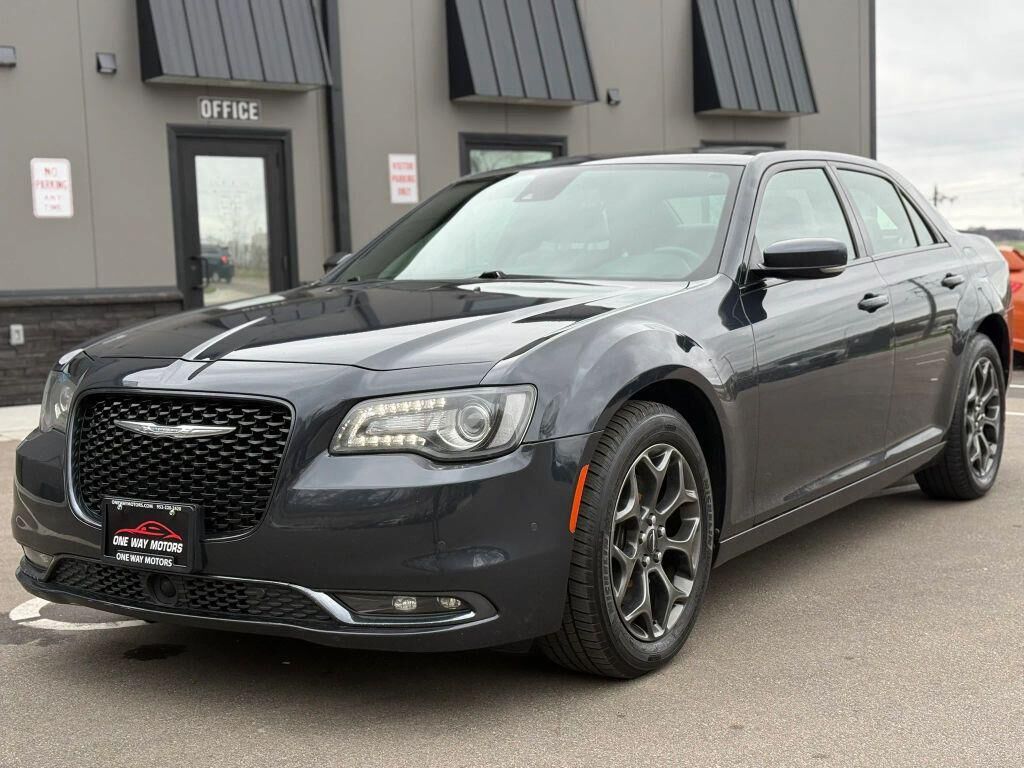 2018 CHRYSLER 300