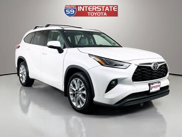 2023 TOYOTA Highlander