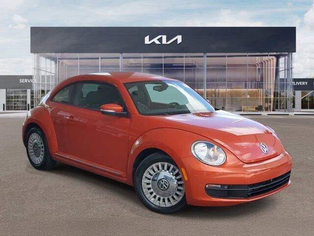 2016 VOLKSWAGEN Beetle