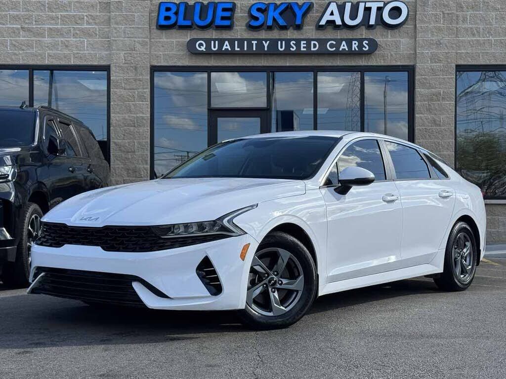 2022 KIA K5