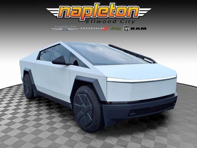 2024 TESLA Cybertruck