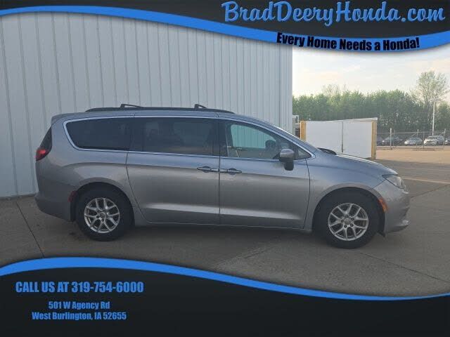 2017 CHRYSLER Pacifica