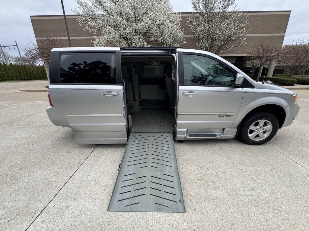 2010 DODGE Grand Caravan