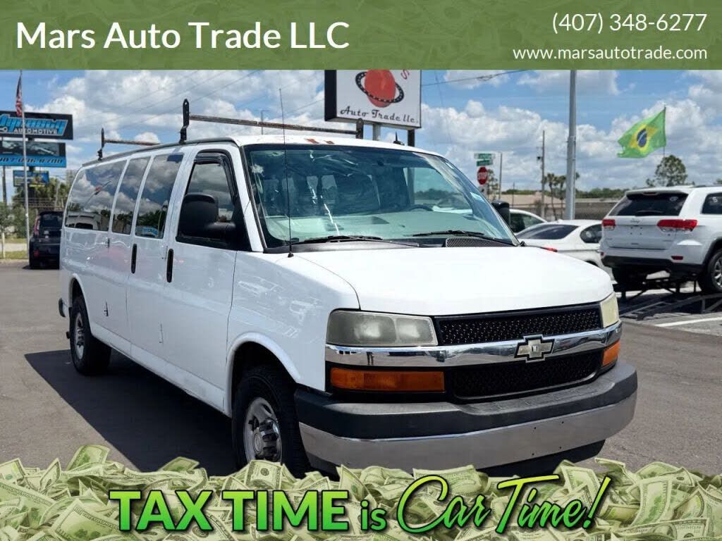 2013 CHEVROLET Express