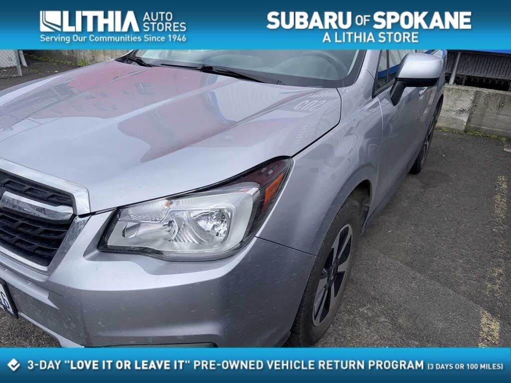 2017 SUBARU Forester