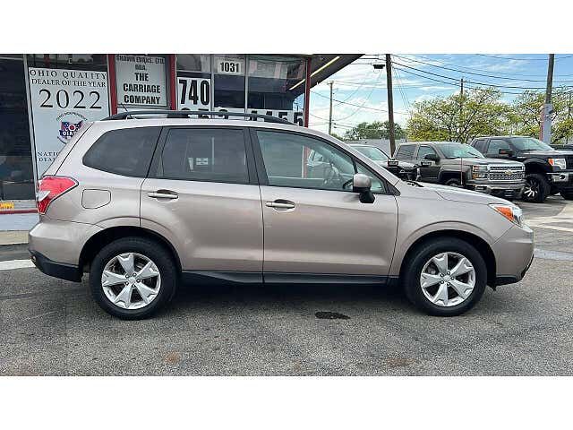 2015 SUBARU Forester