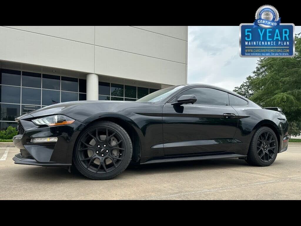 2019 FORD Mustang