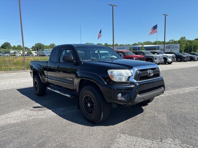 2014 TOYOTA Tacoma