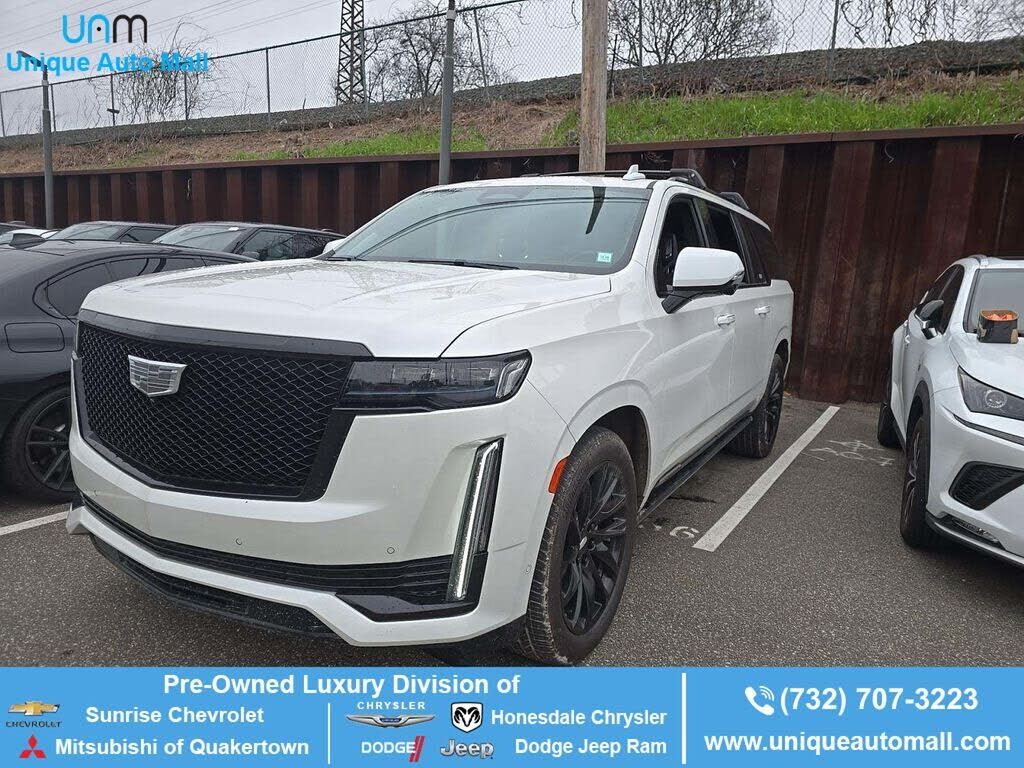 2023 CADILLAC Escalade ESV