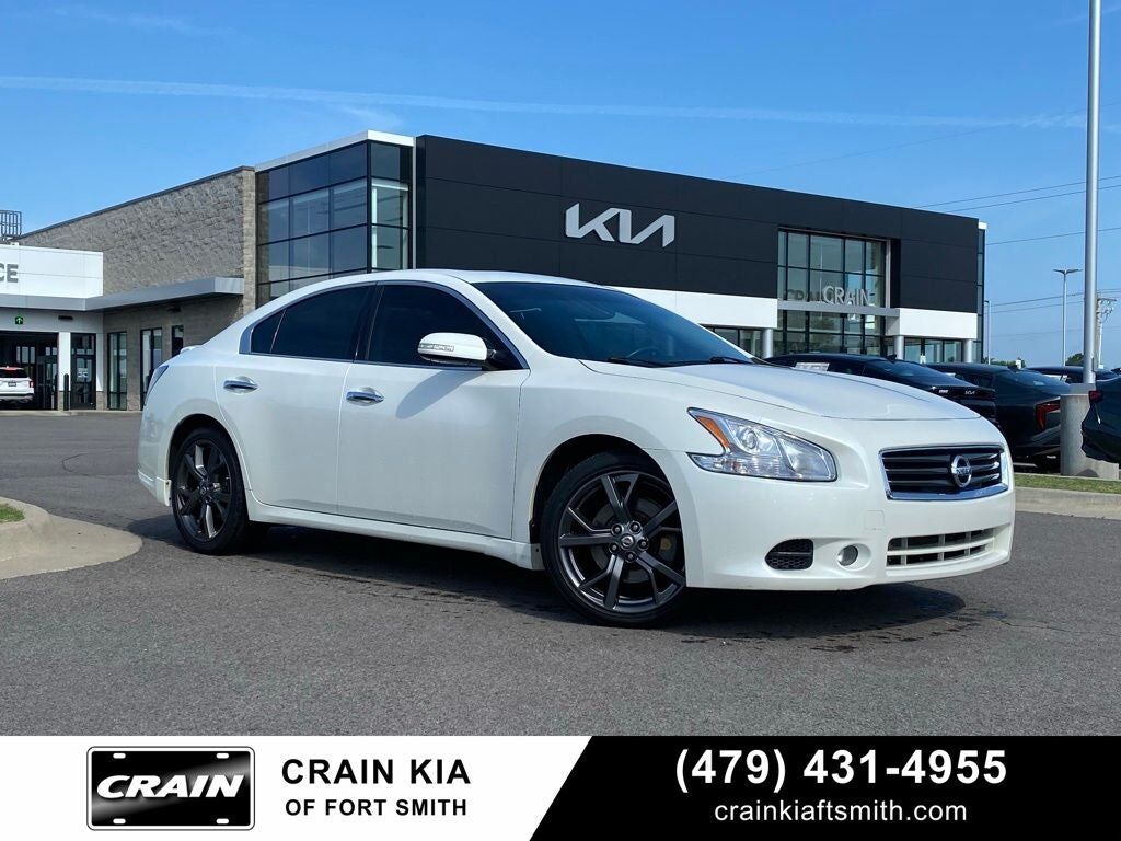 2014 NISSAN Maxima