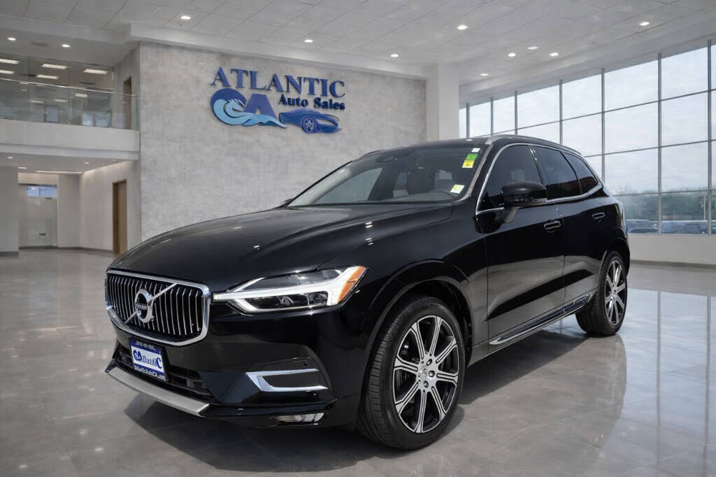 2020 VOLVO XC60