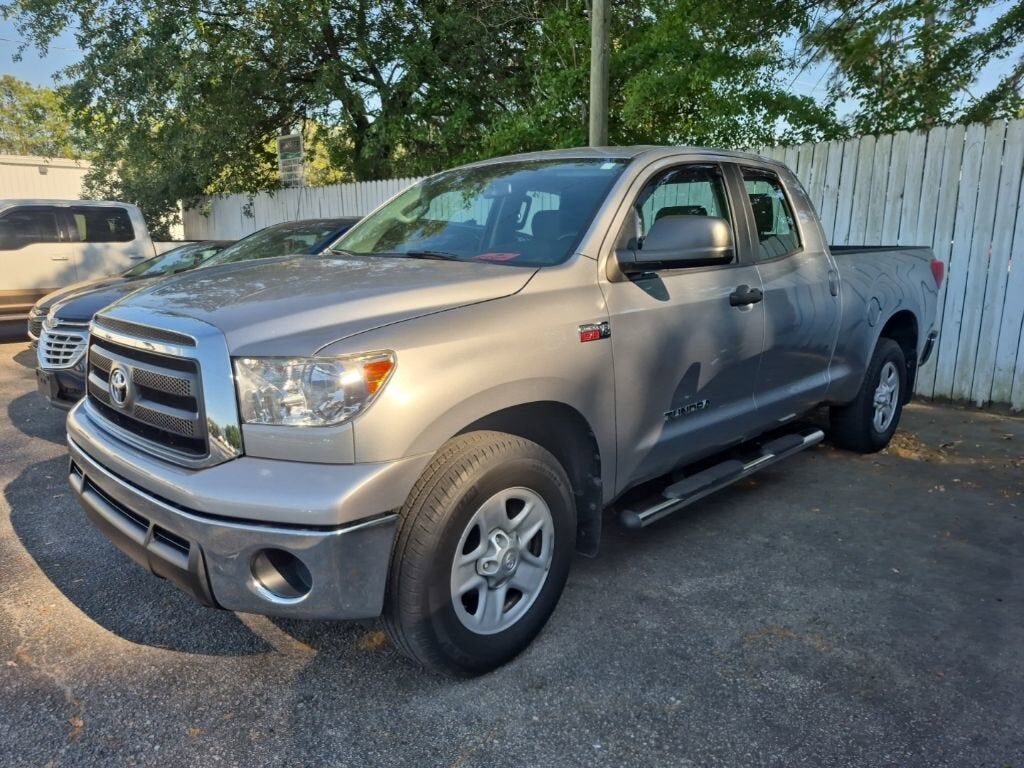 2013 TOYOTA Tundra