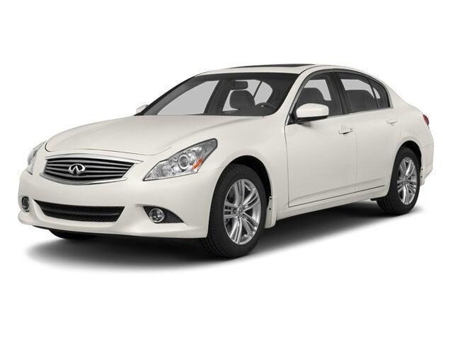 2013 INFINITI G37