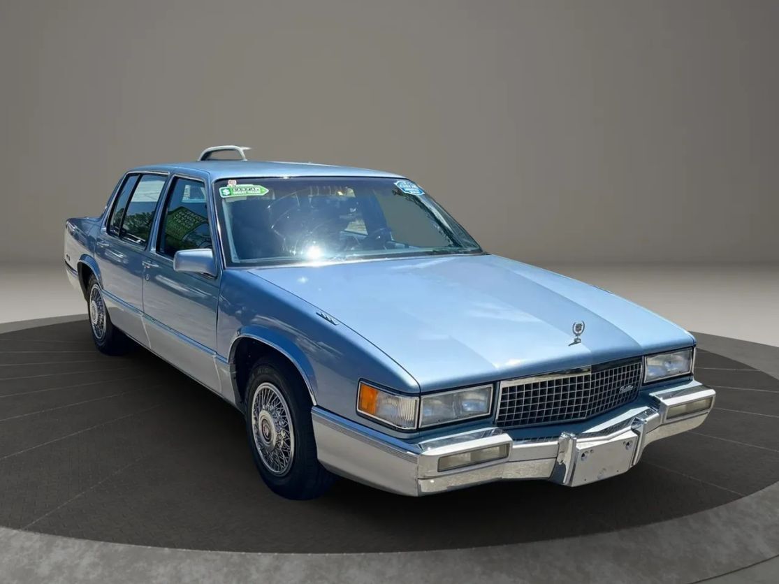 1989 CADILLAC Deville