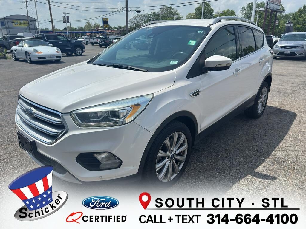 2017 FORD Escape