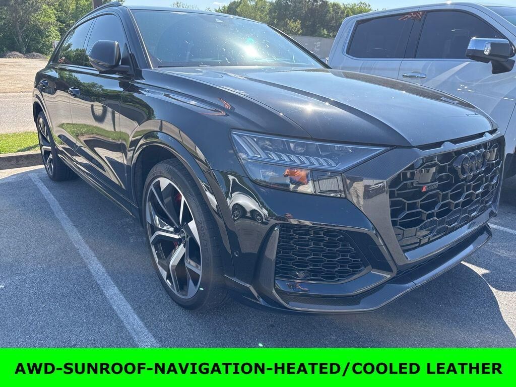 2022 AUDI RS Q8