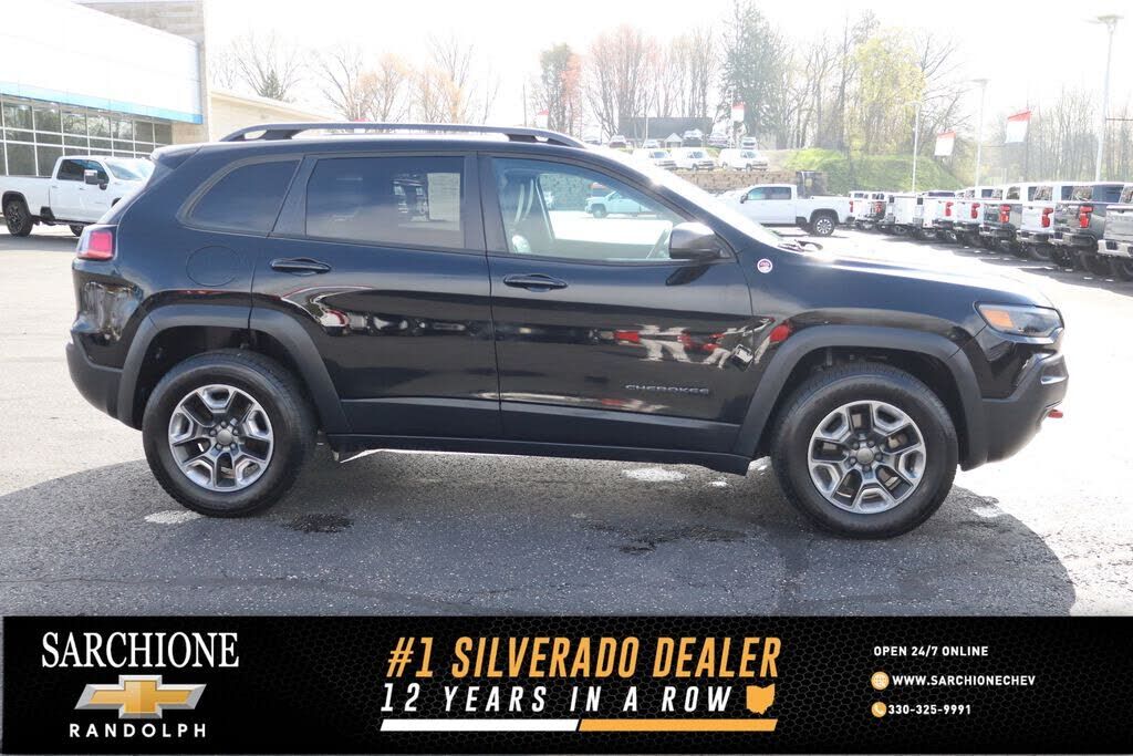 2019 JEEP Cherokee