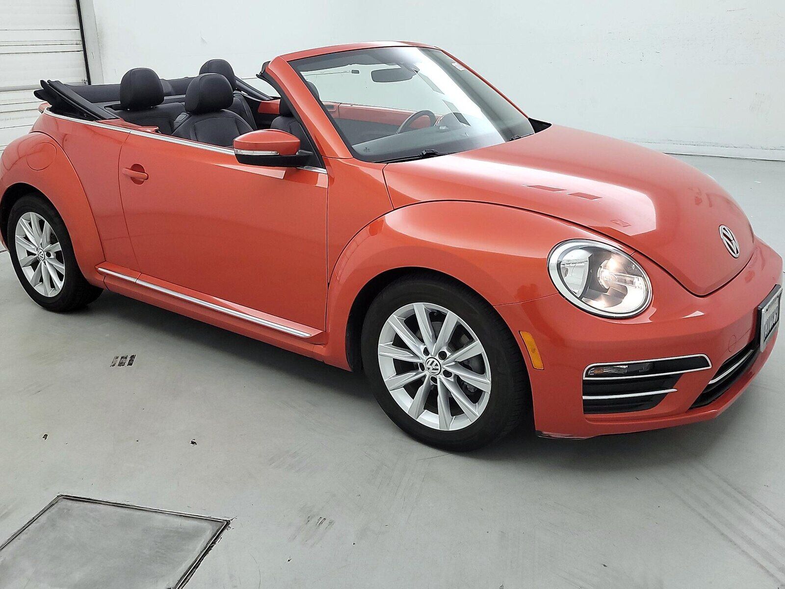 2018 VOLKSWAGEN Beetle
