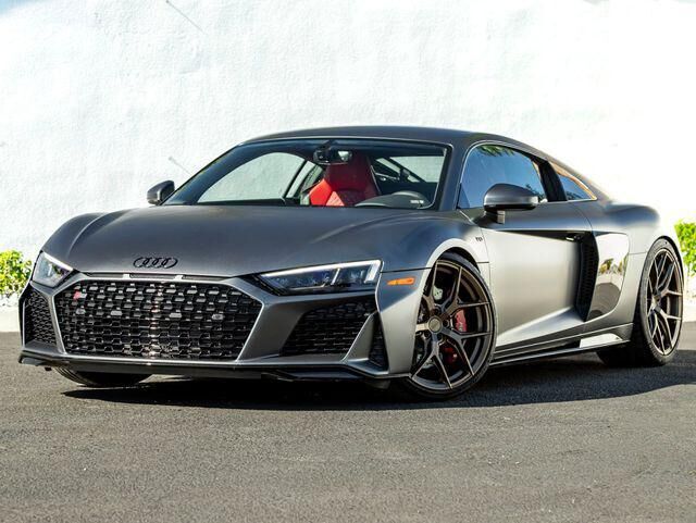2023 AUDI R8