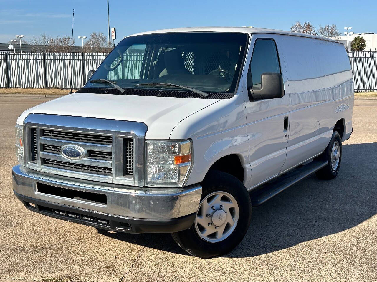 2013 FORD E-250