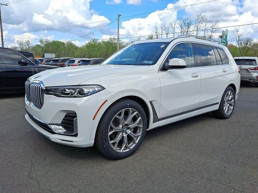 2021 BMW X7