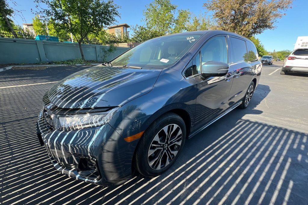 2025 HONDA Odyssey