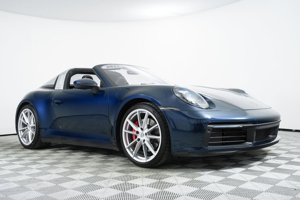 2022 PORSCHE 911