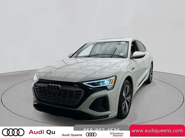 2024 AUDI Q8
