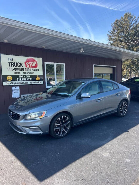 2018 VOLVO S60