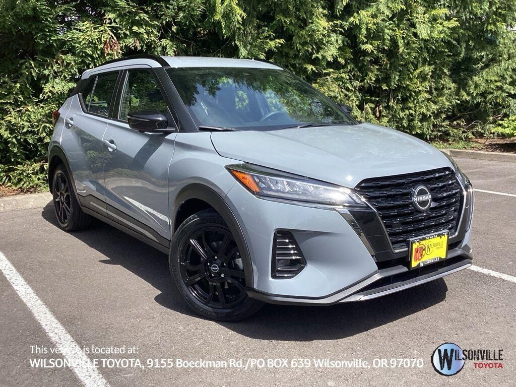 2024 NISSAN Kicks