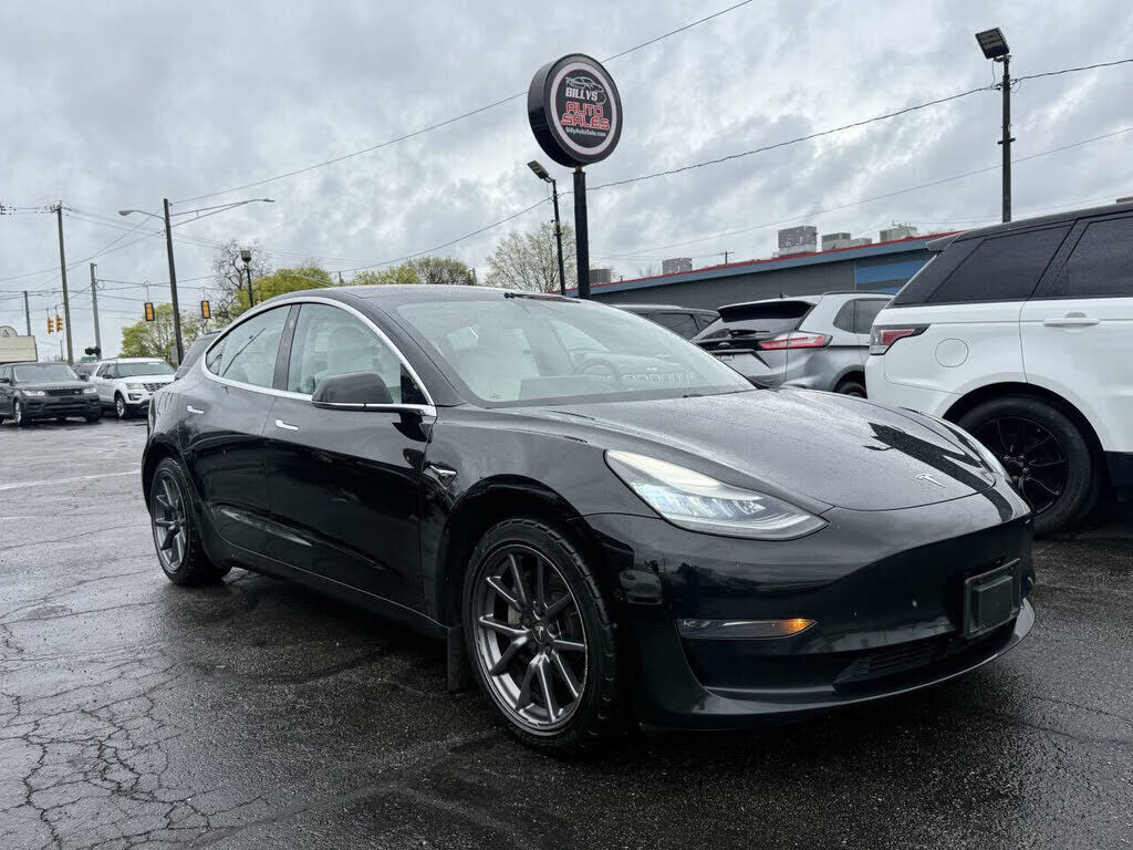 2018 TESLA Model 3